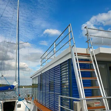 Hausboot No. 5 Treibholz Ferienhaus