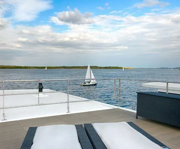 Szálloda Hausboot No. 5 